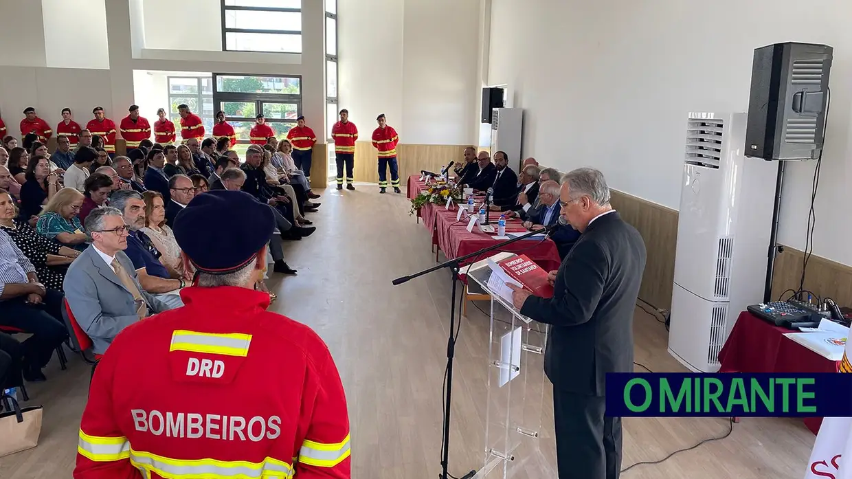Livro e homenagens nos 155 anos dos Bombeiros Voluntários de Santarém