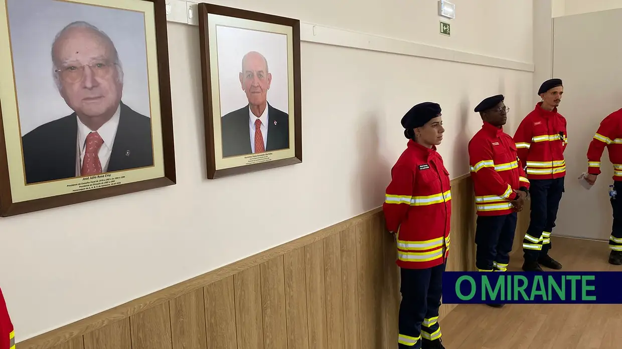 Livro e homenagens nos 155 anos dos Bombeiros Voluntários de Santarém