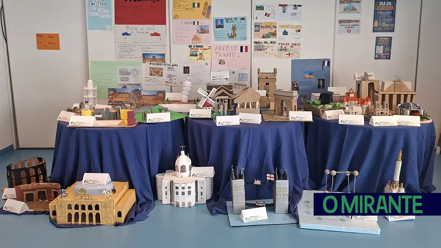 Escola de Alcanena celebrou Dia da Europa com exposição de maquetes
