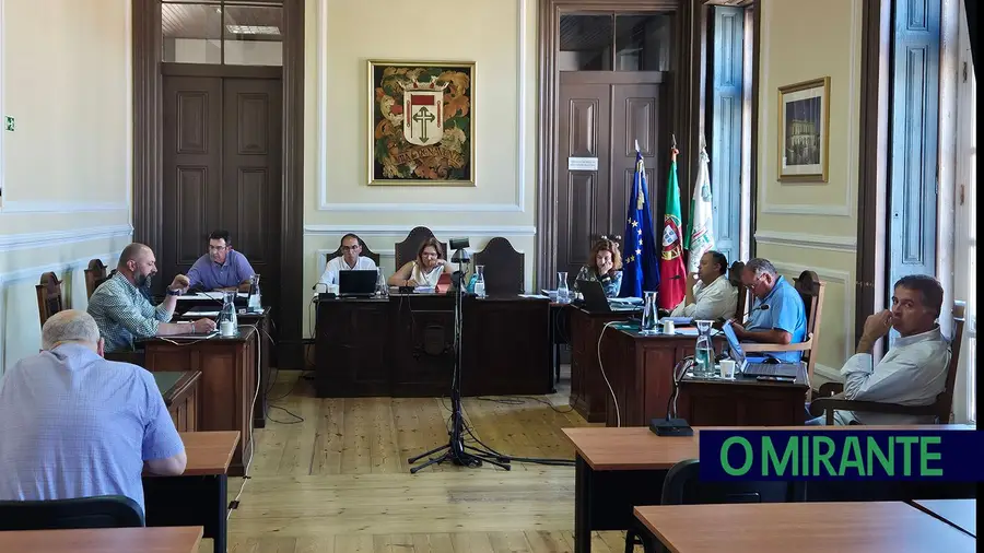 Município de Benavente aprova regalias sociais para 70 bombeiros voluntários
