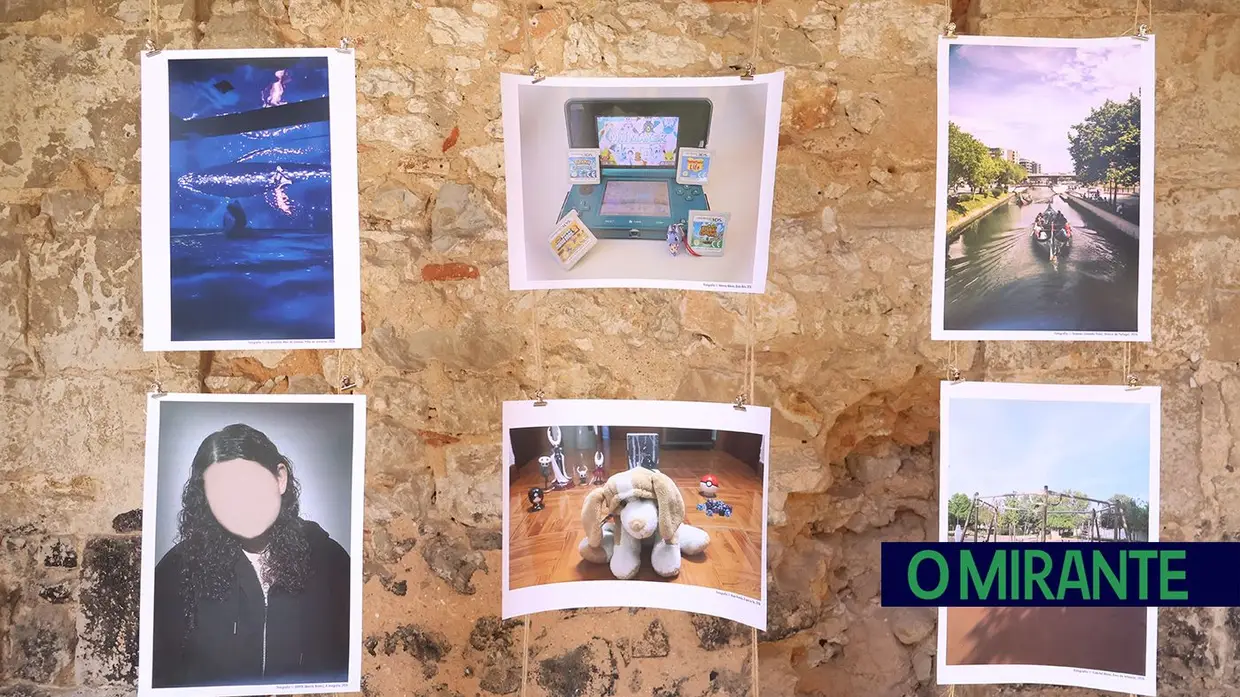 Estudantes da Escola de Educação de Santarém apresentam exposição