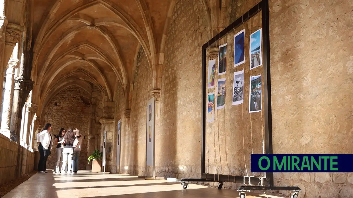 Estudantes da Escola de Educação de Santarém apresentam exposição