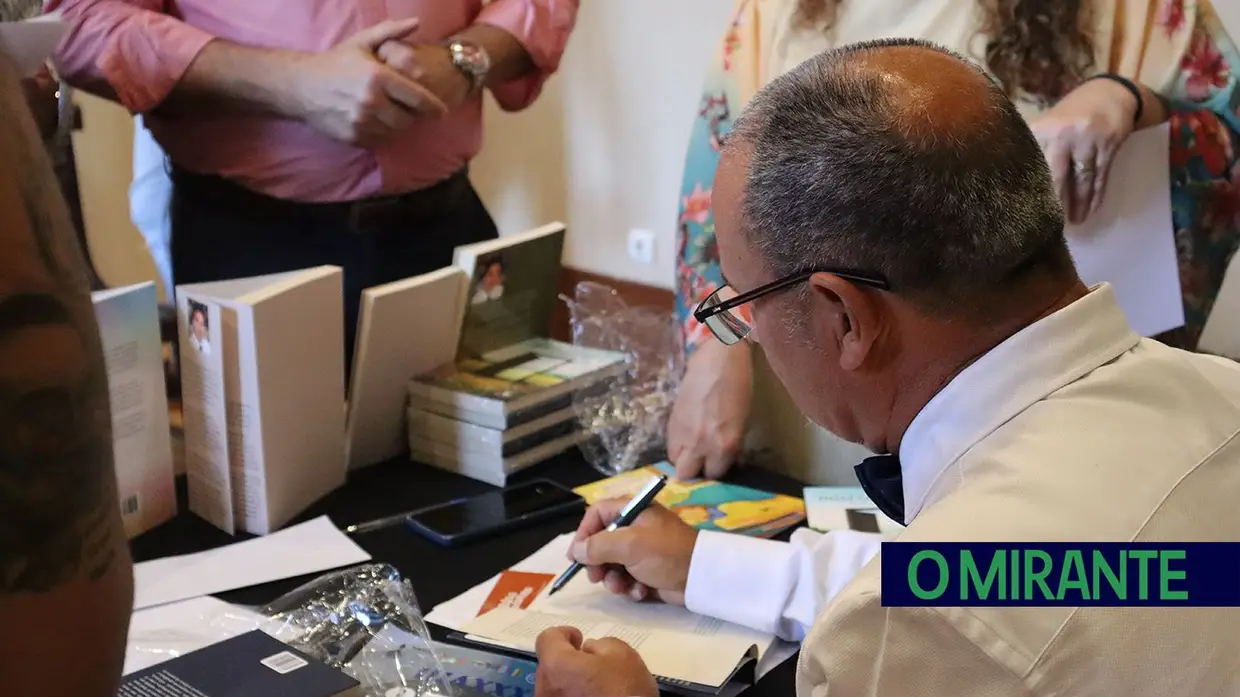 Martin Santos regressa o Cartaxo com dois novos livros