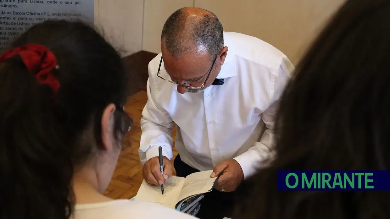 Martin Santos regressa o Cartaxo com dois novos livros
