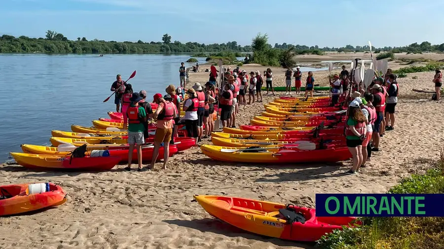Descida do Tejo em canoagem ligou Alpiarça à Ribeira de Santarém