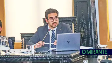 Nelson Cunha quis fechar um processo mas desencadeou uma crise