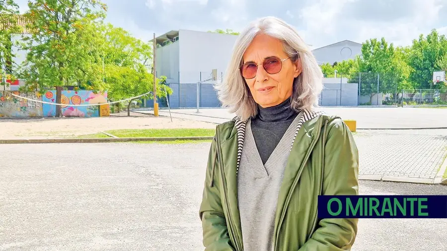 Luísa Carvalho despede-se da escola onde continua a sentir-se em casa