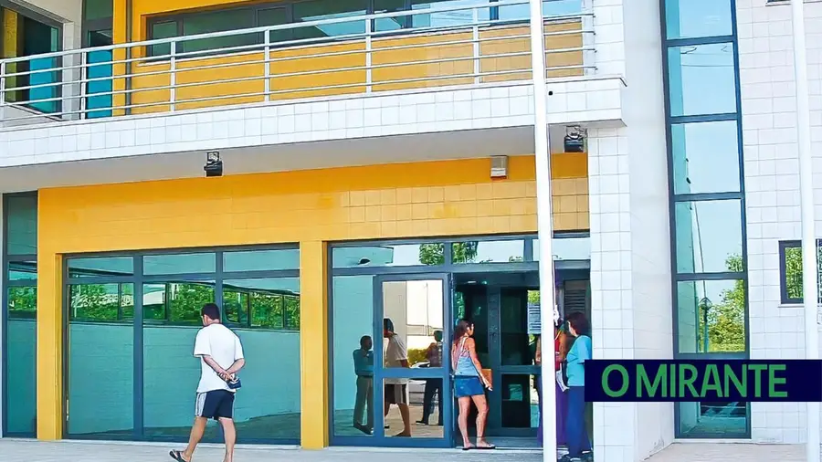 Centro de Saúde de Alverca sem ar condicionado revolta utentes e profissionais