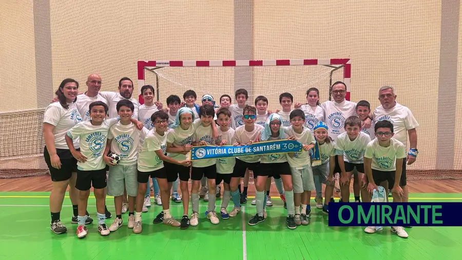 Vitória de Santarém campeão distrital sub-13 de futsal