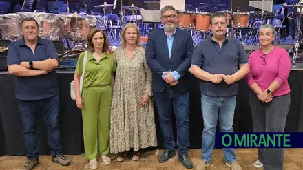 Câmara de VFX entrega 54 mil euros à Euterpe Alhandrense para comprar instrumentos