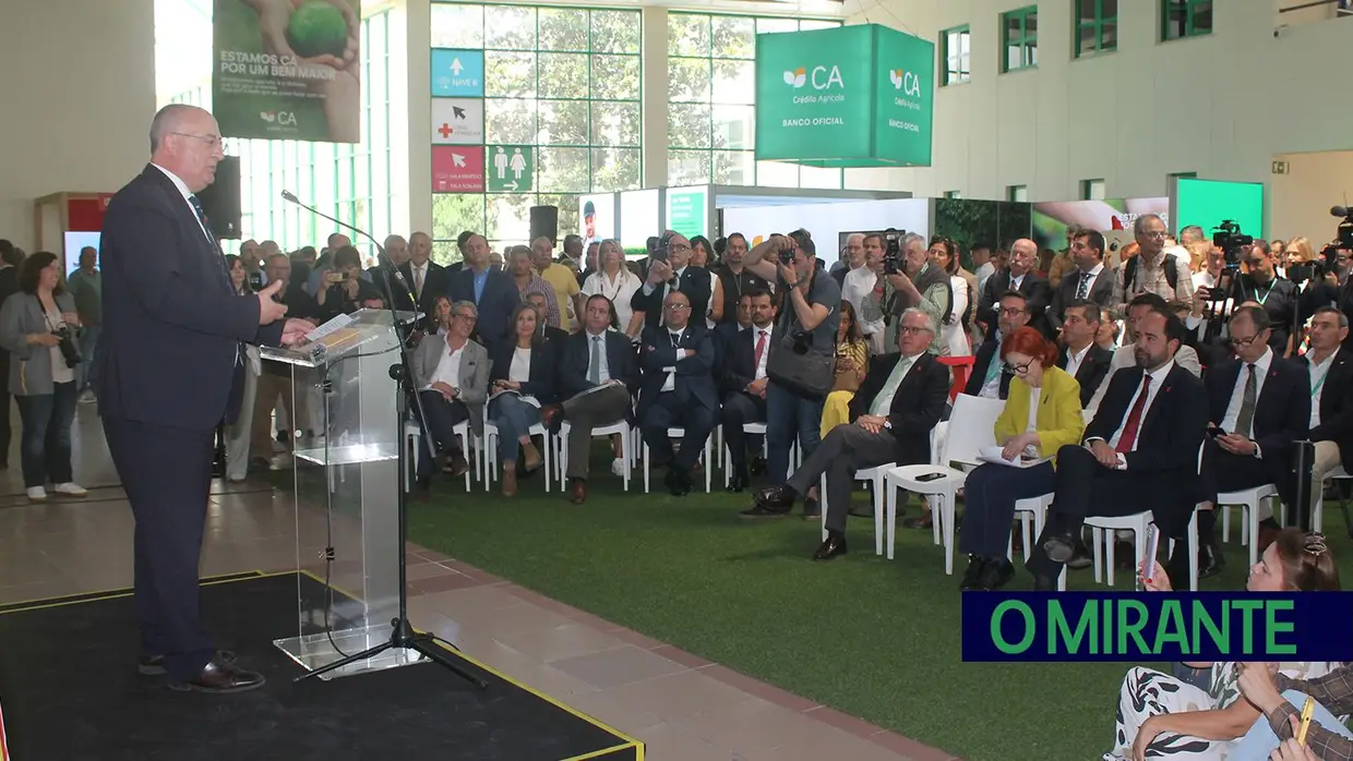 Dois ministros na inauguração da Feira Nacional de Agricultura em Santarém