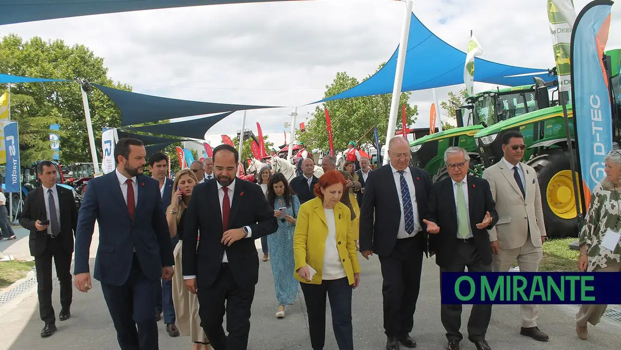Dois ministros na inauguração da Feira Nacional de Agricultura em Santarém