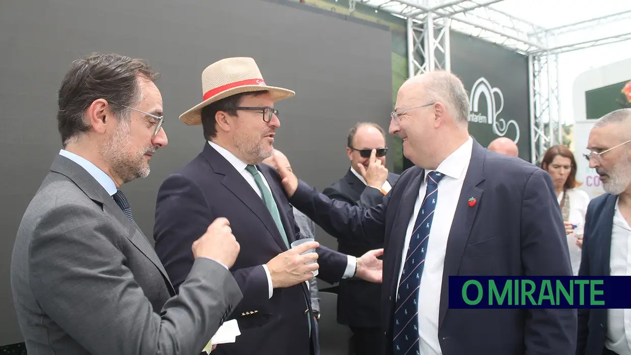 Dois ministros na inauguração da Feira Nacional de Agricultura em Santarém