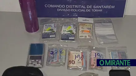 Detenções e apreensão de droga em operações policiais em Tomar e no Entroncamento