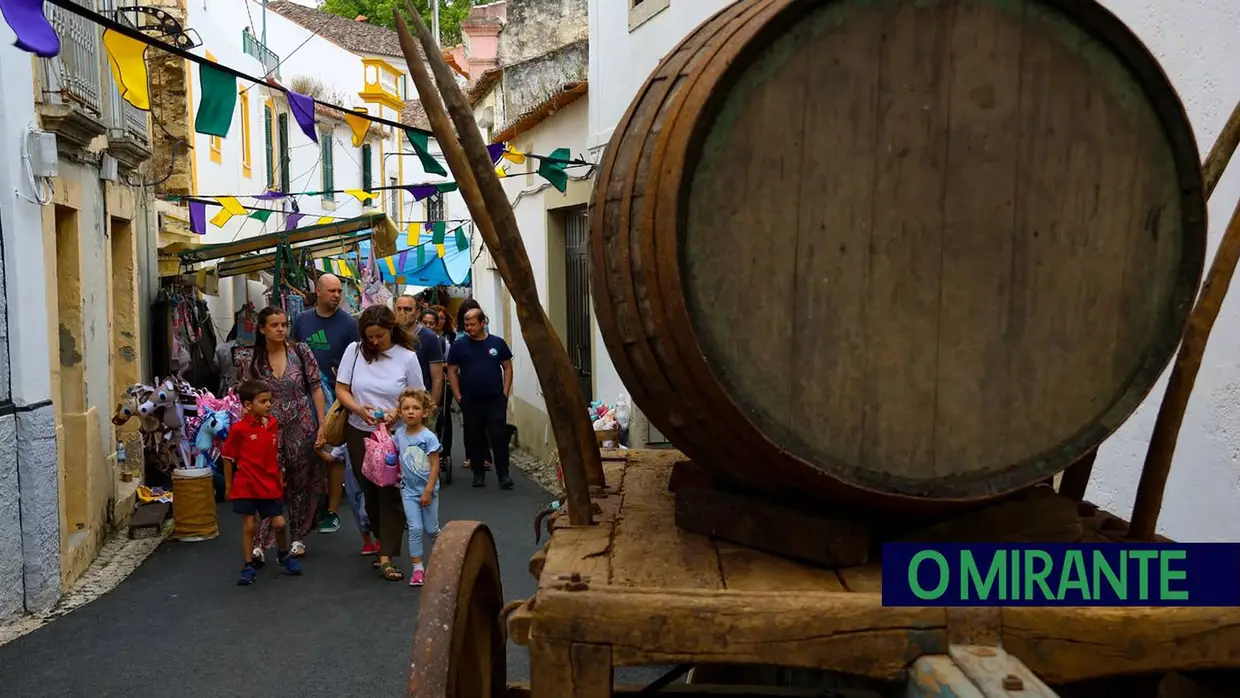 Arruda dos Vinhos celebrou raízes saloias com mercado oitocentista