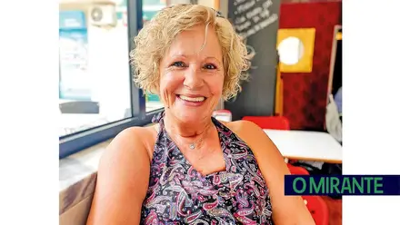 Teresa Pereira morreu no hospital onde trabalhou depois de esperar meia hora por socorro