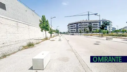Entroncamento procura travar estacionamento selvagem de camiões que se arrasta há anos