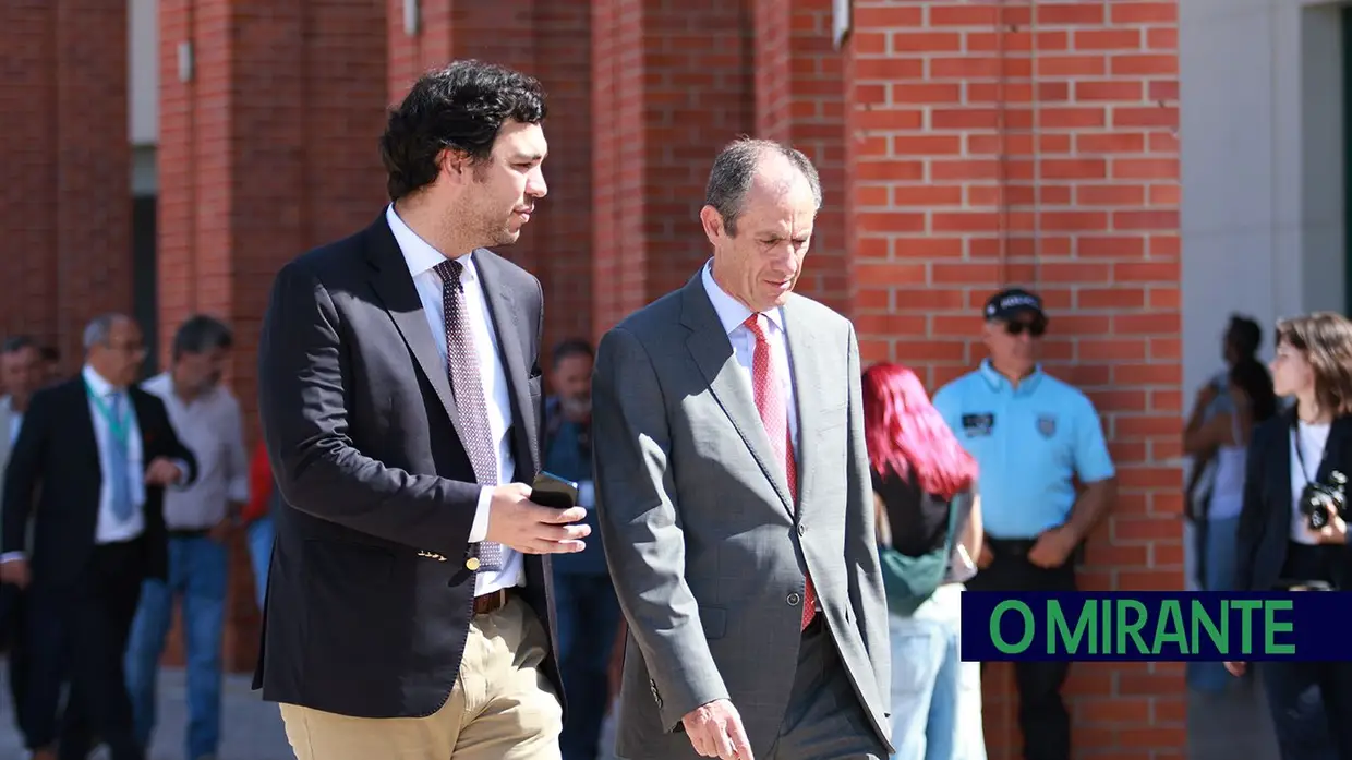 Luís Montenegro visita Feira Nacional da Agricultura e ouve apelos do sector