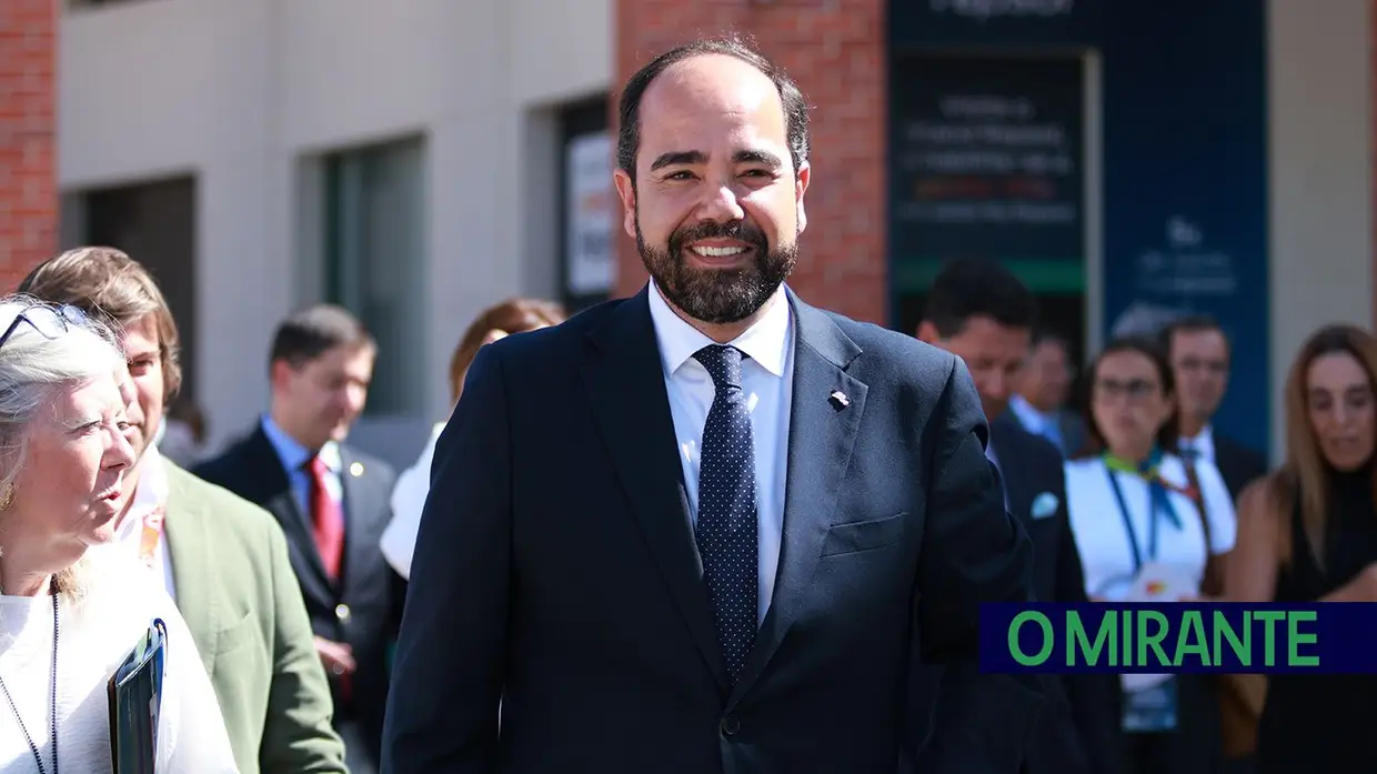 Luís Montenegro visita Feira Nacional da Agricultura e ouve apelos do sector