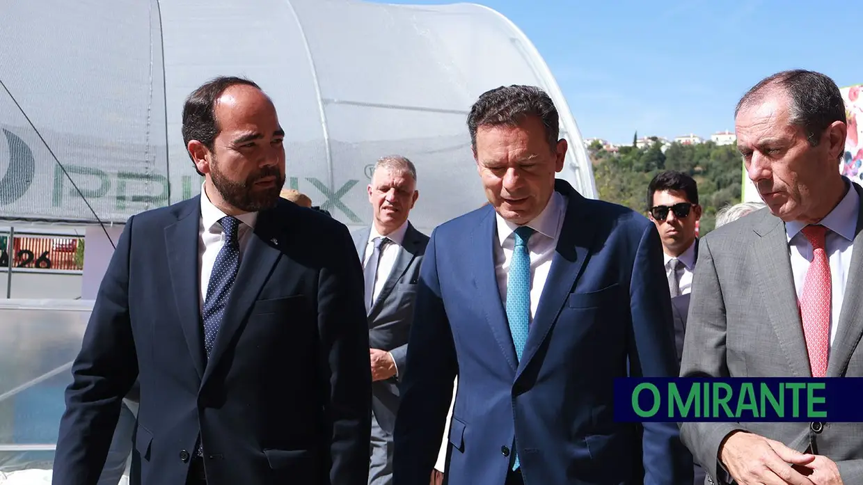 Luís Montenegro visita Feira Nacional da Agricultura e ouve apelos do sector