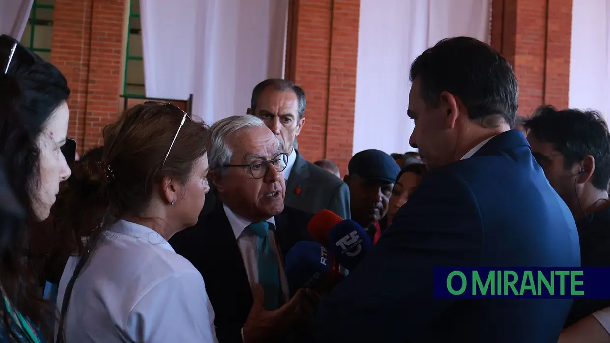 Luís Montenegro visita Feira Nacional da Agricultura e ouve apelos do sector
