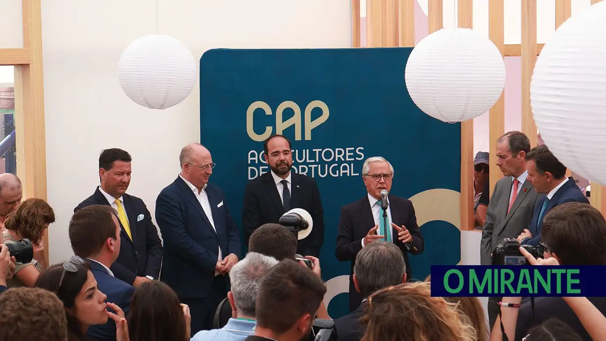 Luís Montenegro visita Feira Nacional da Agricultura e ouve apelos do sector