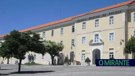 Novos polícias saem de Torres Novas com dúvidas sobre futuro nos aeroportos