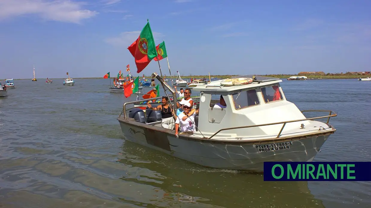 Póvoa de Santa Iria celebrou cruzeiro religioso e cultural do Tejo com inauguração de salão