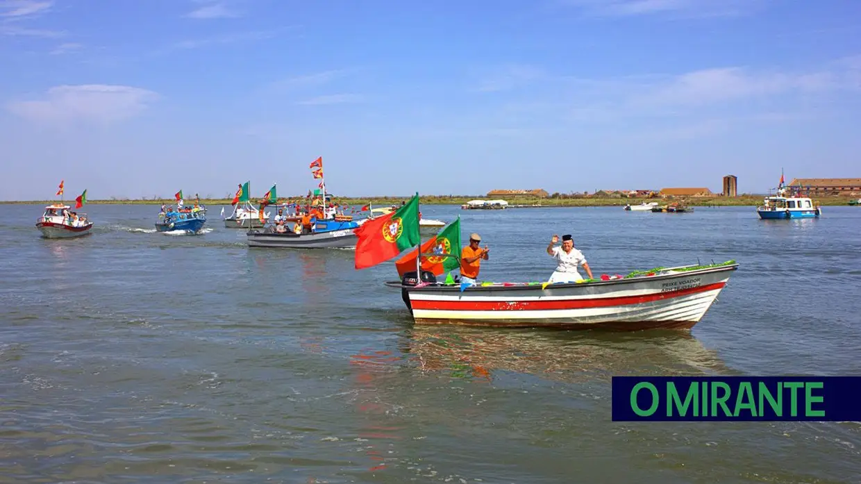 Póvoa de Santa Iria celebrou cruzeiro religioso e cultural do Tejo com inauguração de salão