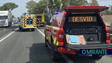 Derrame de 400 litros de combustível na Recta do Cabo
