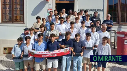 Junta de Freguesia de Amiais de Baixo homenageou campeões distritais de Iniciados