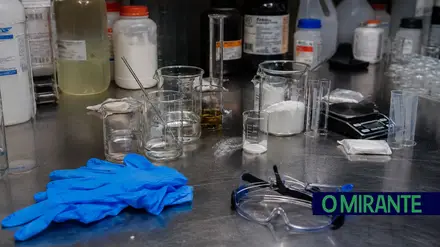 laboratorio quimicos produtos ilustrativ