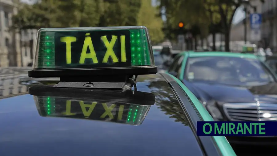 Associações de táxis têm até Julho para propor alterações ao novo tarifário