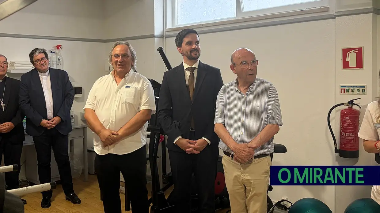 Centro Social Paroquial da Serra inaugura Espaço de Fisioterapia + Perto