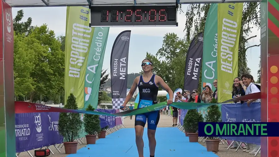 Inês Rico é campeã nacional de triatlo de distância olímpica