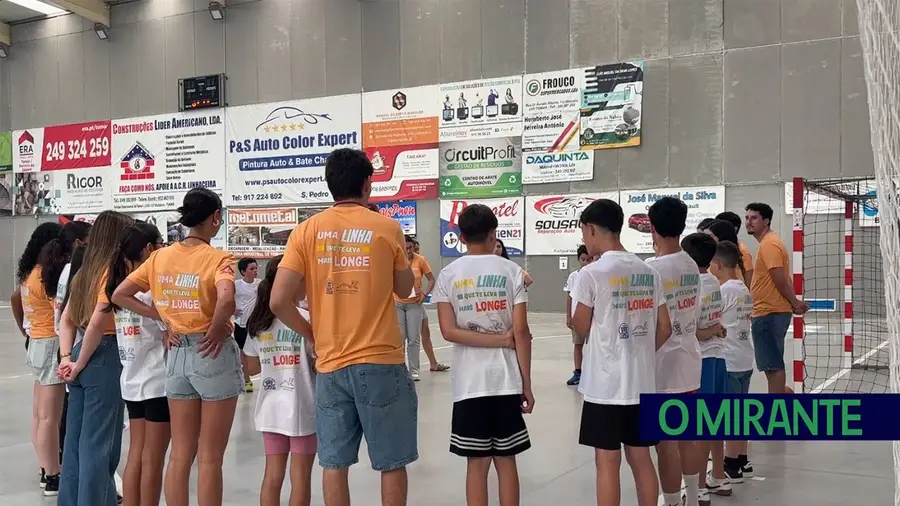 Jovens da Linhaceira criam primeiro de campo de férias na aldeia