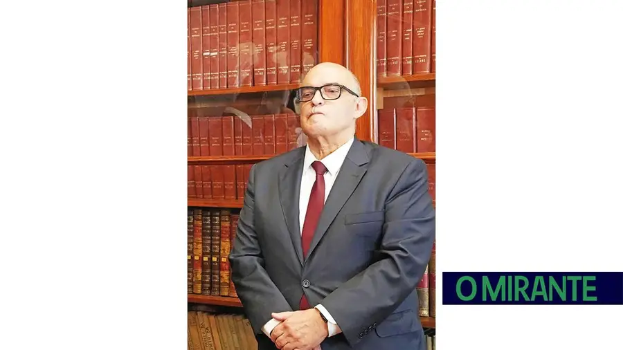 Volta José Veiga Maltez que estás perdoado