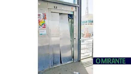 Um nojo de elevador