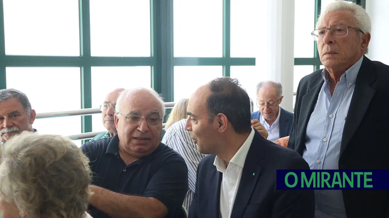 Biblioteca Municipal de Vila Nova da Barquinha passa a chamar-se oficialmente Carlos Matos Gomes