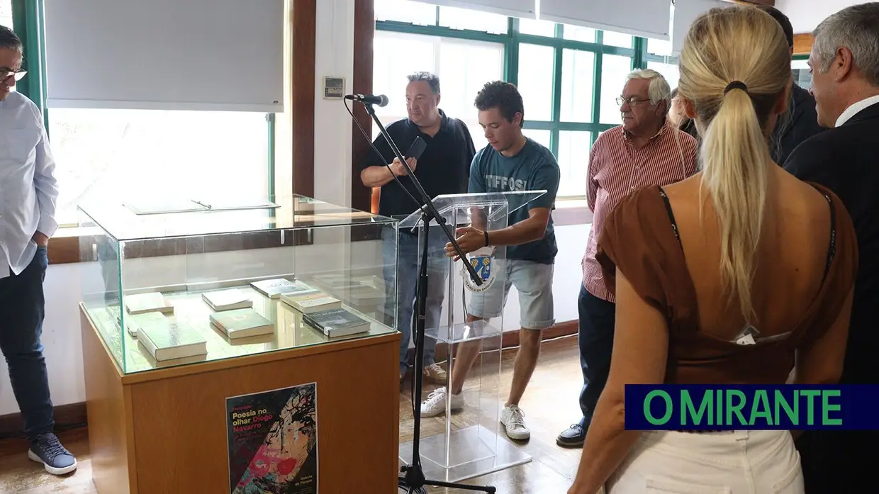 Biblioteca Municipal de Vila Nova da Barquinha passa a chamar-se oficialmente Carlos Matos Gomes