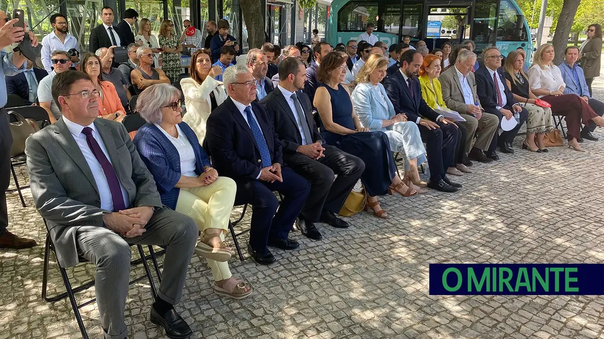 Lezíria do Tejo recebeu 16 autocarros eléctricos para a rede de transportes públicos