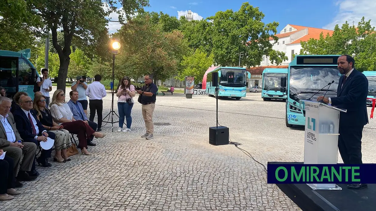 Lezíria do Tejo recebeu 16 autocarros eléctricos para a rede de transportes públicos