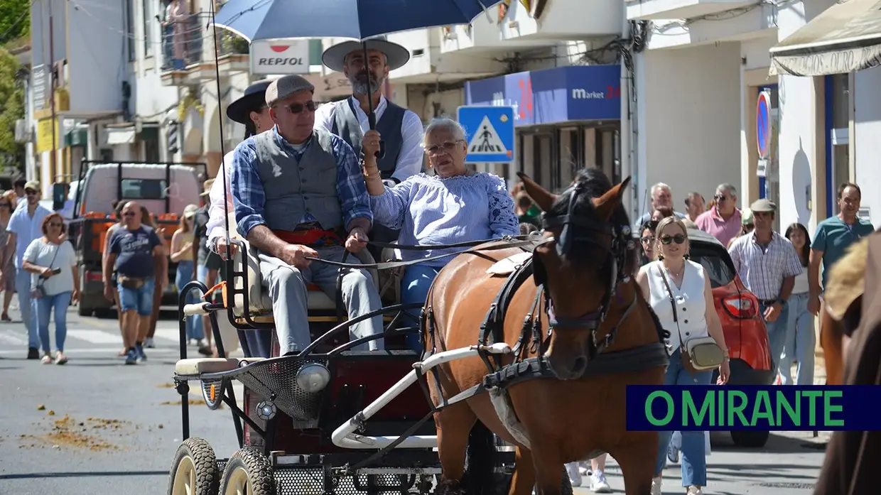 Benavente voltou a servir amizade com festa brava e sardinha assada
