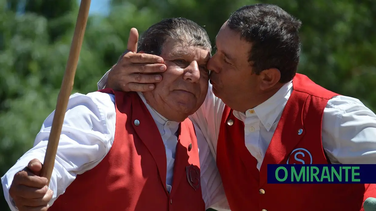 Benavente voltou a servir amizade com festa brava e sardinha assada