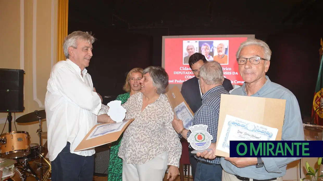 Vila Franca de Xira distingue cidadãos ilustres da cidade