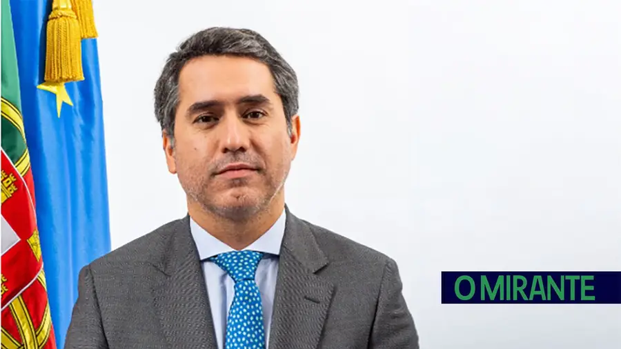 Ourém distingue Francisco André por nomeação para posto diplomático de relevo no Brasil