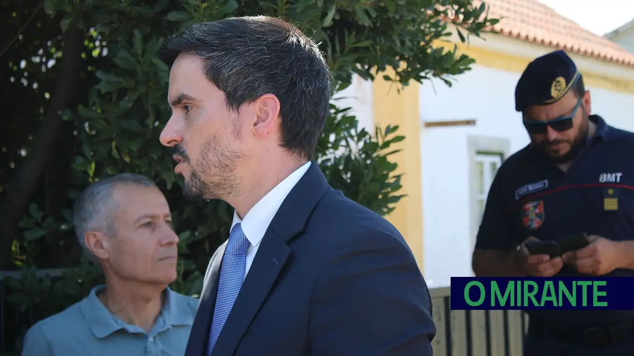 Executivo de Tomar no terreno para medir estragos e projectos na Sabacheira