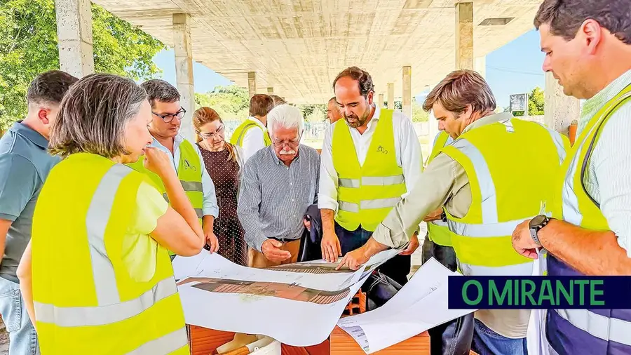 Mau tempo atrasou obras da Academia de Futebol de Santarém e do Pavilhão de Pernes