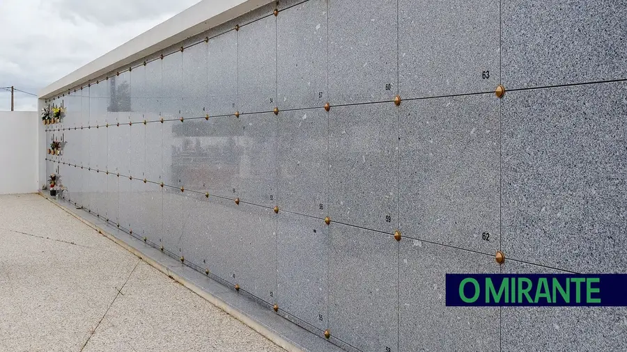 Cemitério de Benavente ganha 30 novos ossários