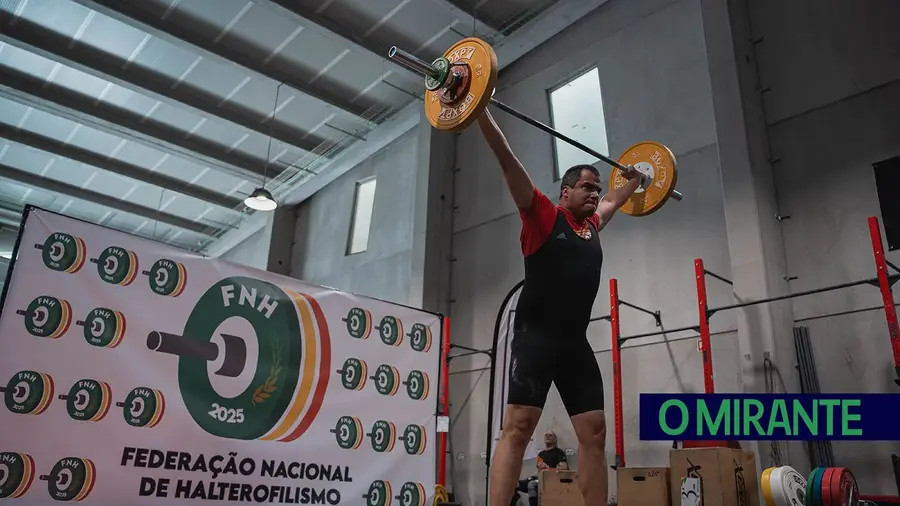 Gustavo Froes vice-campeão nacional de halterofilismo na categoria masters